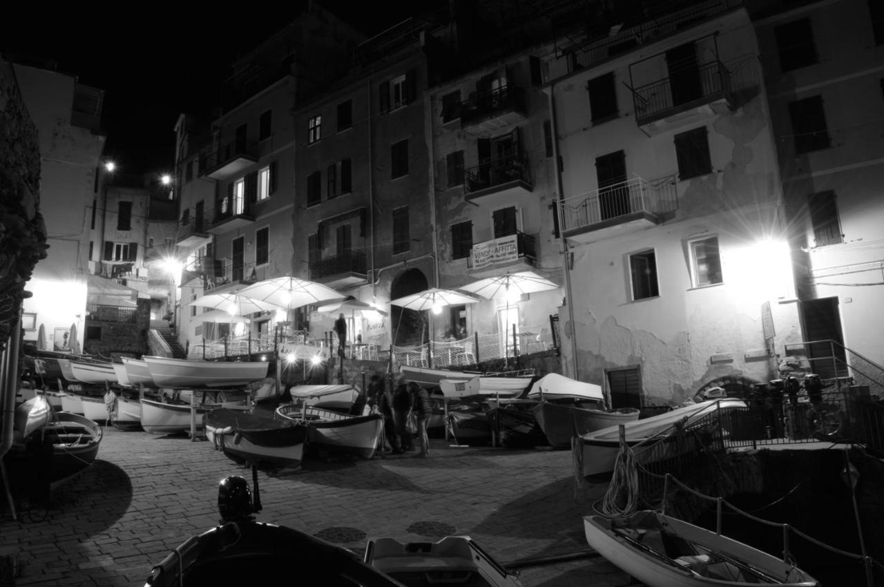 Una Finestra Sul Mare - Free Wi -Fi Riomaggiore Exteriör bild